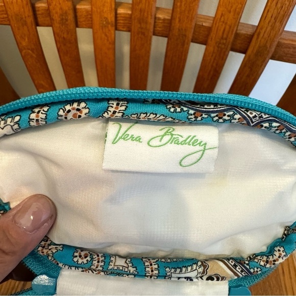 Vera Bradley Makeup Bag, Oval, Paisley, Handle, Inner Mesh Pocket, Blue, White - Picture 8 of 11